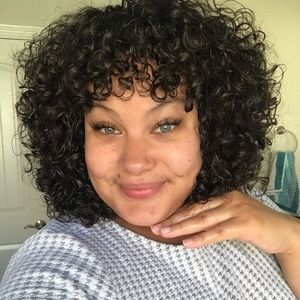 Meet your Posher, Julianne